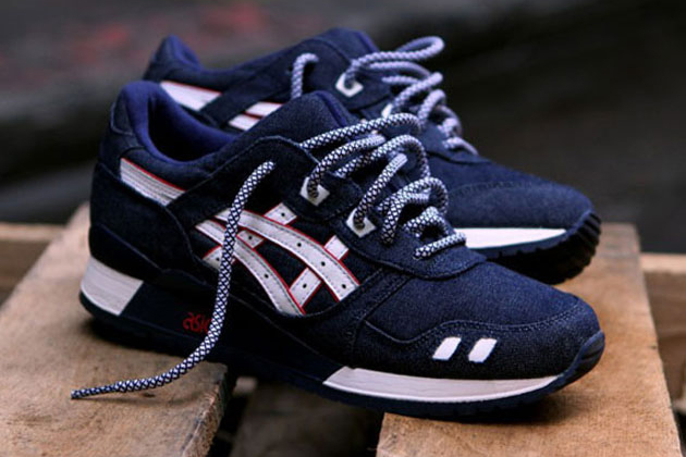 asics army shoes